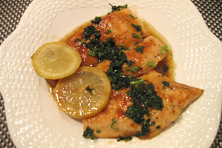 鮭のムニエル、簡単レモンソース